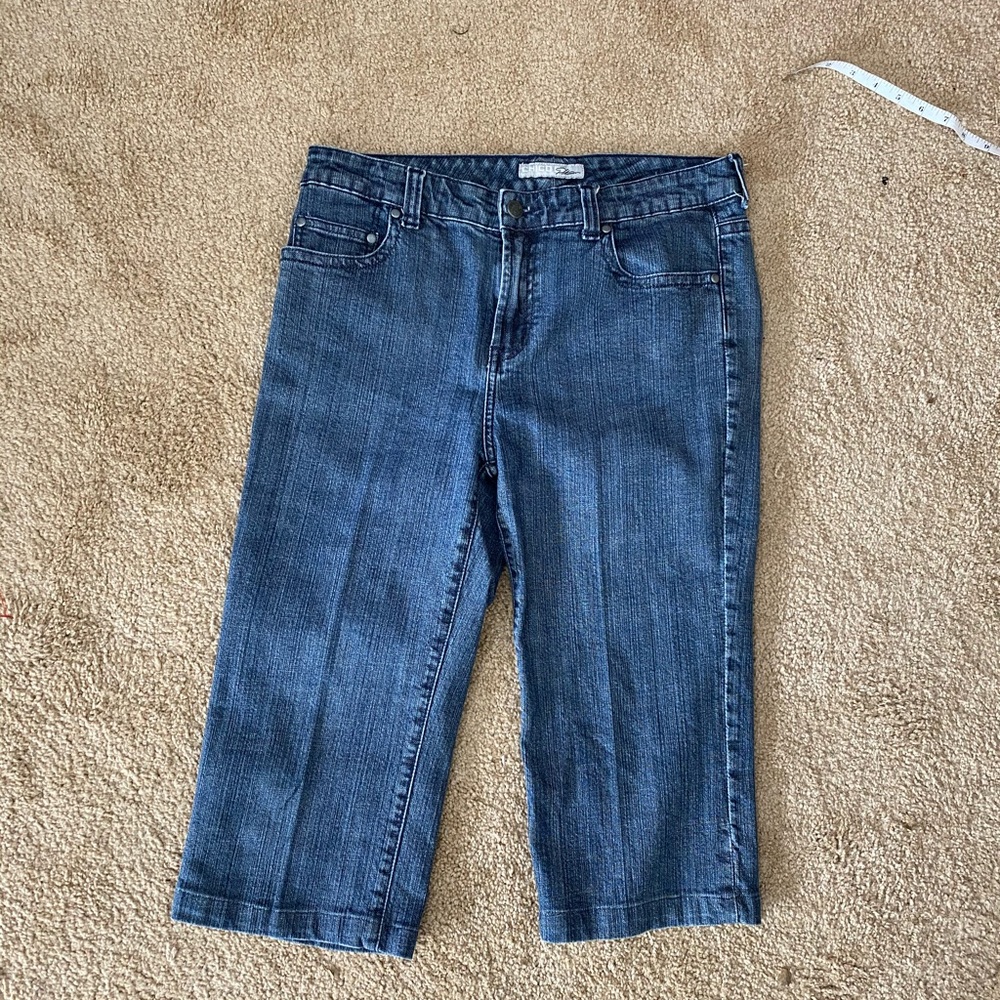 Chico’s platinum Capri jeans